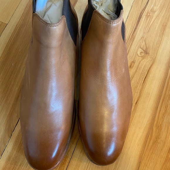 NIB H by Hudson Tonti brown tan leather Chelsea boots size 44/UK10/US11 - Picture 3 of 7